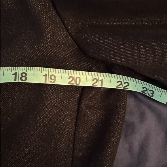 Stylish Classic Hugo Boss Charcoal
Casual Black Blazer for Men
Traditional fit - Picture 6 of 10